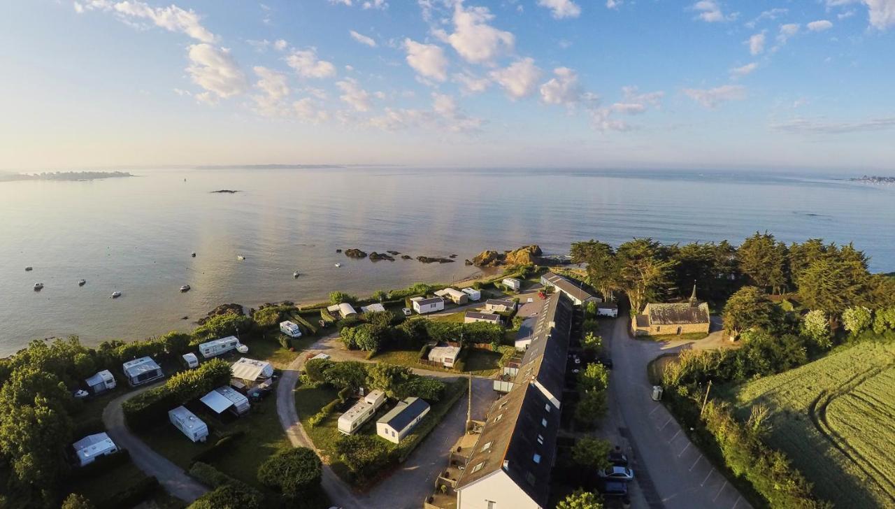 Village De Cromenach Ambon Eksteriør bilde